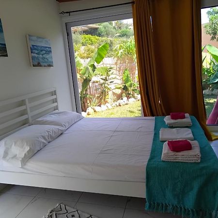 The Banana House Villa Lourdata  Bagian luar foto