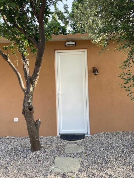The Banana House Villa Lourdata  Bagian luar foto